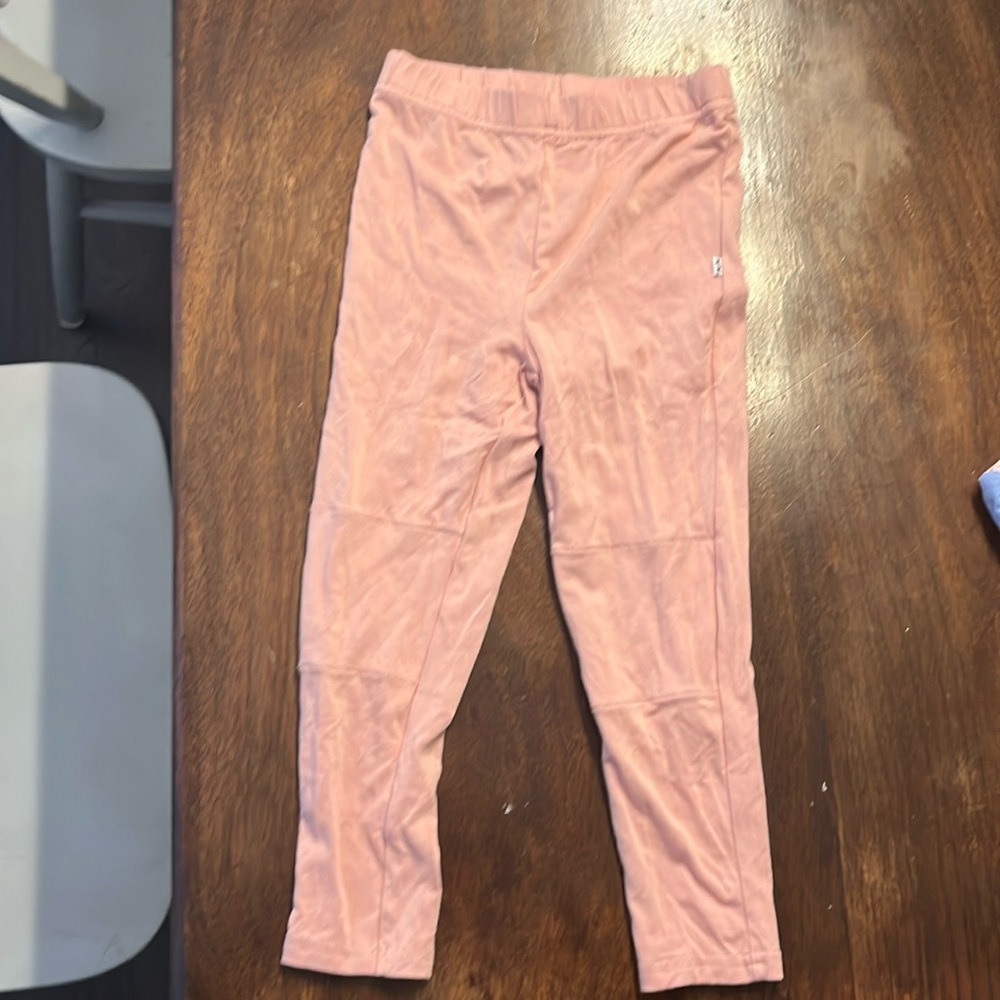 Little sleepies 3T blush colored leggings